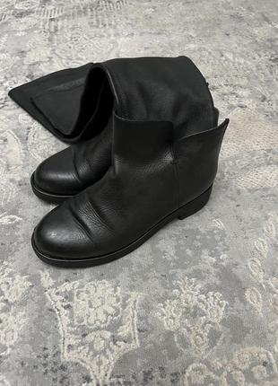 Фирменные женские ботинки чулки basconi