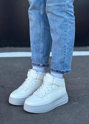 Кроссовки женские зимние пресс кожа