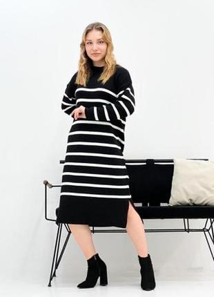 Тепла шерстяна сукня італія