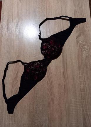 Бюстгальтер 90в