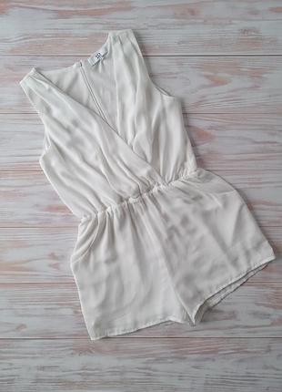 Летний легкий комбинезон, ромпер с карманами, с v-образным вырезом, размер 40/42