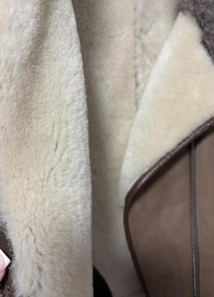 Дублянка fendi жіноча натуральна з хутром песця, розмір m7 фото