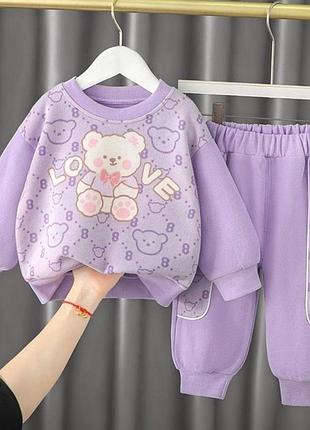 Ярскраві круті костюми відмінної якості