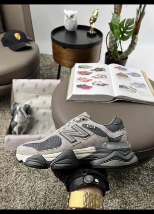 Жіночі кросівки new balance 9060 graphite Kusama grey