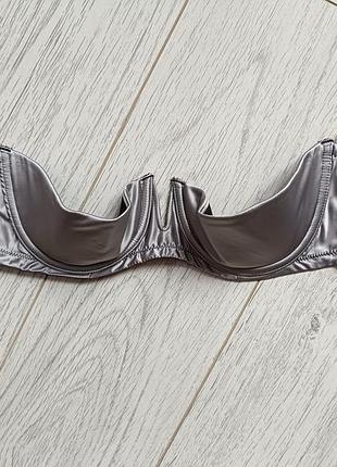 Бюстгальтер відкритий implicite, франція