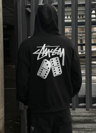 Найпопулярніше худі  від stussy