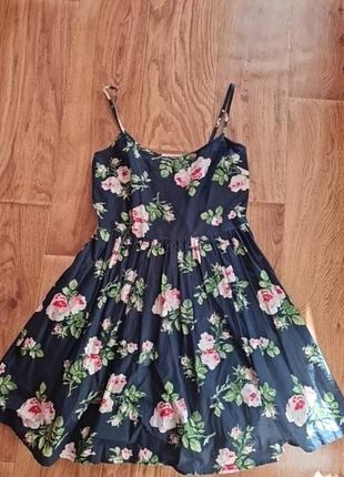 Сарафан жіночий