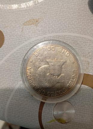 Монета один долар сша