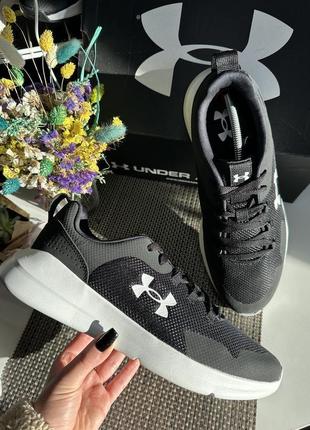 Оригинальные новые кроссовки under armour