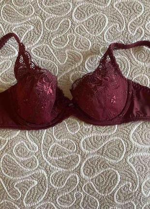 Бюстгельтер triumph