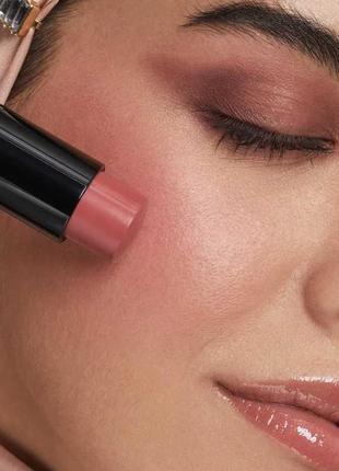 Кремові рум'яна стік від kiko milano