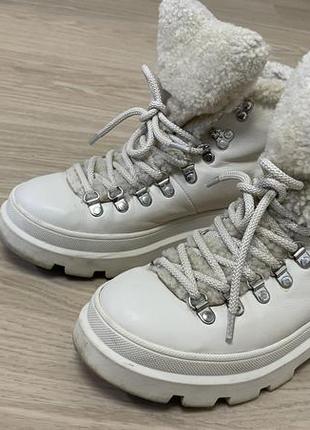 Черевики українського бренду artel