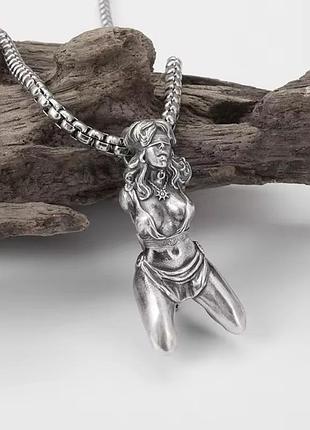 Кулон «связанная женщина»