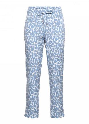 Стильные нарядные брюки леопардовый принт