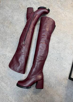 Роскошные высокие ботфорты марсала