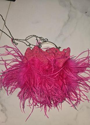 Вечерняя сумка с перьями