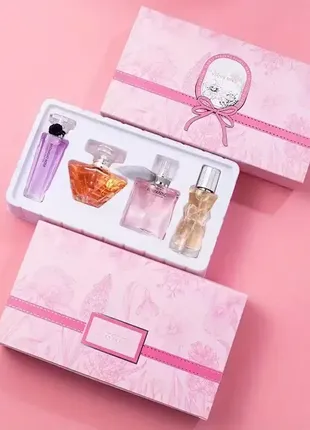Подарочный набор парфюмерии floral perfume женский коллекция свежих ароматов