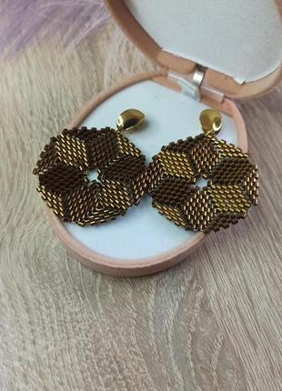 Серьги из бисера ручной работы