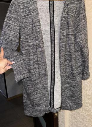 Удлиненная кофта свитер фирменный кардиган
