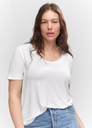 Футболка с глубоким вырезом белая mango размер xl
