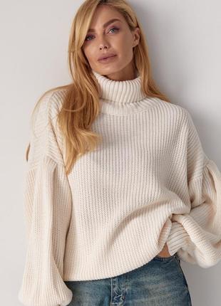 Женский вязаный свитер с рукавами-фонариками