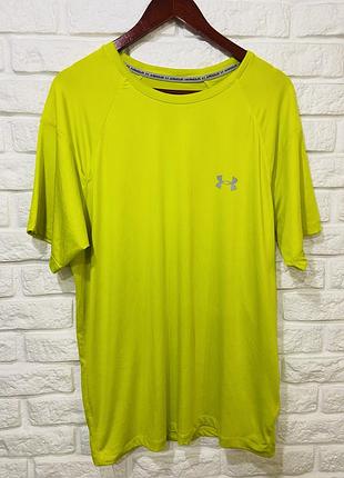 Футболка under armour