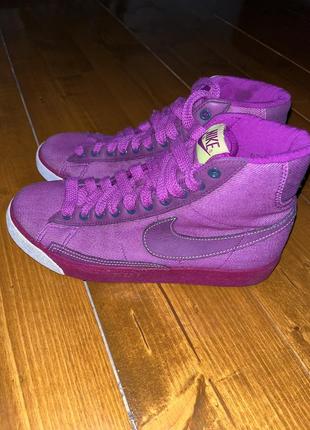 Кроссовки-nike blazer