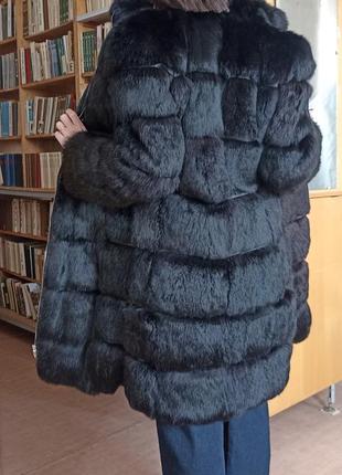 Шуба из натурального меха.