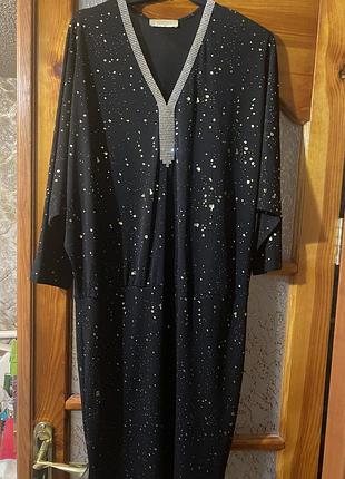 Платье праздничное 48-50 в камушках
