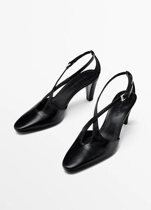 Чорні шкіряні туфлі massimo dutti!