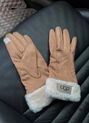 Коричневые перчатки