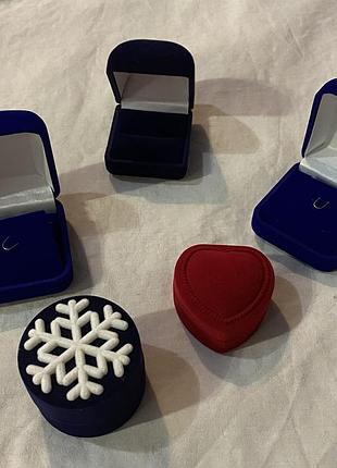 Подарункові коробочки для прикрас