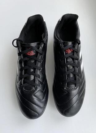 Бутси хутбольні adidas