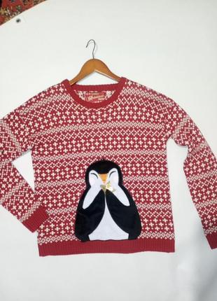 Новогодний свитер с пингвином