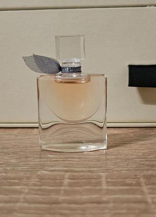 Парфумована вода lancome la vie est belle 4ml
