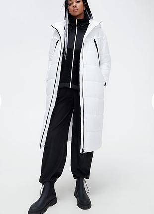 Легкое, модное пальто