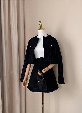 Костюм с юбкой