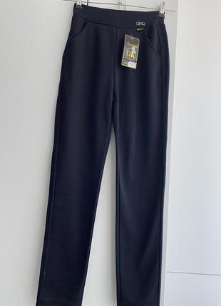 Брюки на теплой основе в талии на резинке