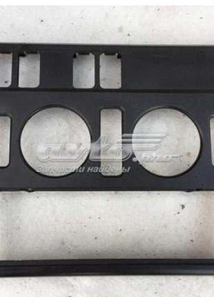 Накладка центральної консолі mercedes 2026830100