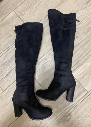 Зимові довгі чоботи ботфорди