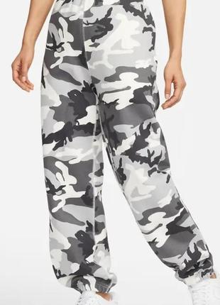 Жіночі флісові штани nike оригінал.