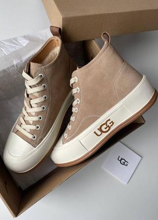 Стильні та теплі кеди ugg високі в бежевому кольорі