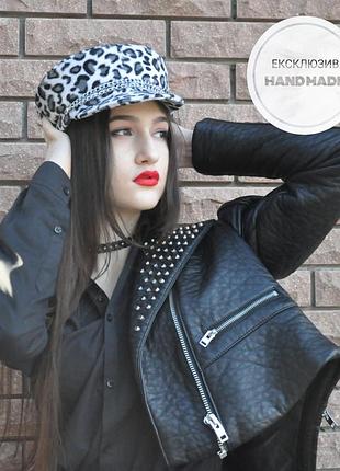 Кашкет капелюх картуз кепка фуражка ексклюзив дизайнерска стиль ручна робота анімалістичний принт леопардовий тренд ланцюг хутро білий чорний