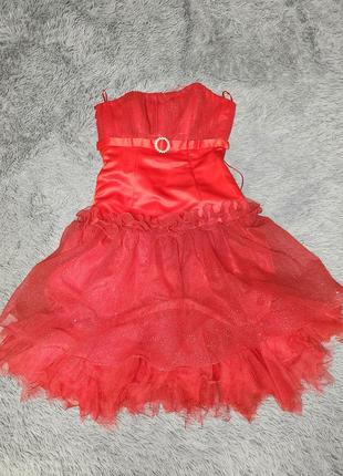 Вечернее, праздничное, нарядное платье.