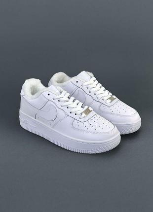 Зимние кроссовки nike