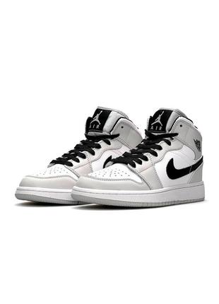 Женские кроссовки nike air jordan 1 high grey BLACK