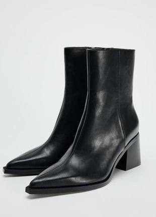 Черевики на широких підборах  zara