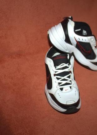 Кросівки фірми nike Femmenine 42,5 розміру за устілкою 27 см.4 фото