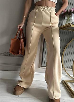 Брюки на флисе прямые спортивные теплые