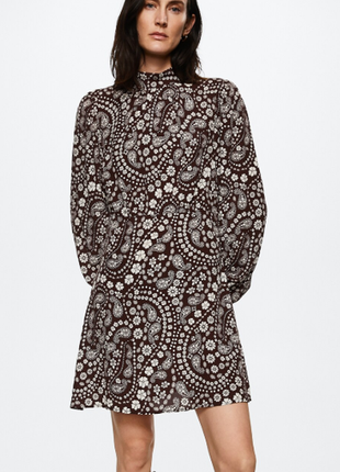 Сукня жіноча коричнева